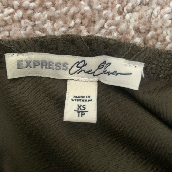 XS Military Green Lace Front Tie Tank Express - Picture 3 of 3